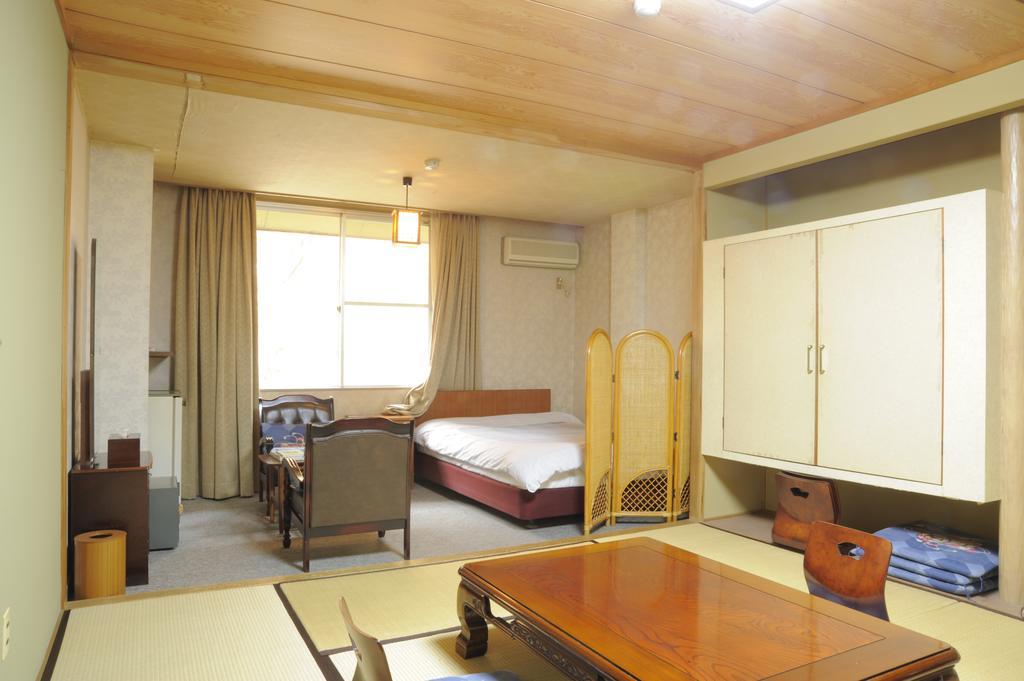 Takizawakan Hotel Maebashi Eksteriør billede